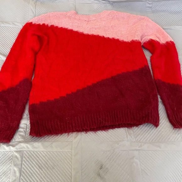 REVOLVE Friends and Lovers Isabel sweater, size medium - Picture 4 of 4